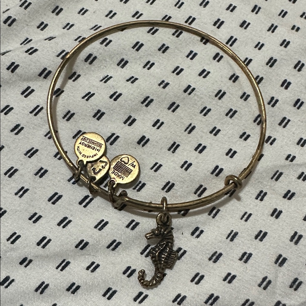 Gold Seahorse Charm Bracelet